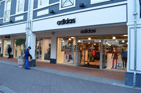 outlet center roermond adidas